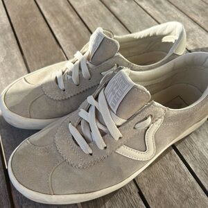 Women’s Vans Sneakers 8.5